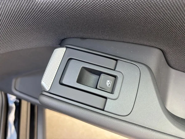 VOLKSWAGEN ID.Polo (2026) — foto 9 van 24