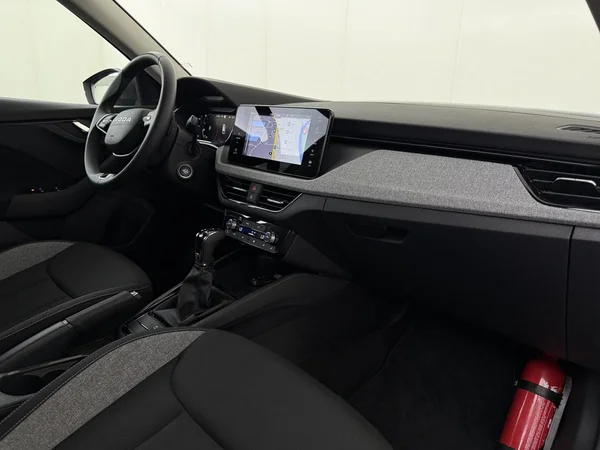 SKODA Kamiq (2025) — foto 12 van 18