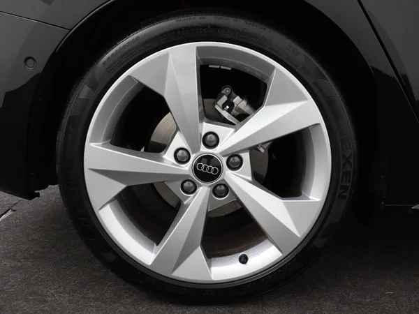 AUDI A3 Sportback (2025) — foto 16 van 18