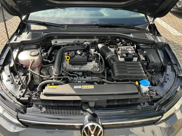 VOLKSWAGEN Golf VIII SW (2024) — foto 23 van 24