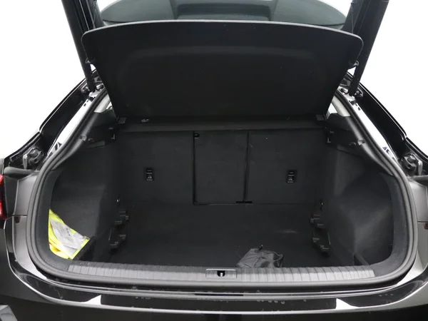 AUDI Q3 Sportback (2024) — foto 18 van 19