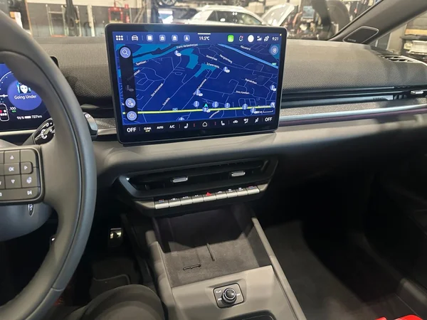 VOLKSWAGEN ID.3 Neo (2026) — foto 3 van 24