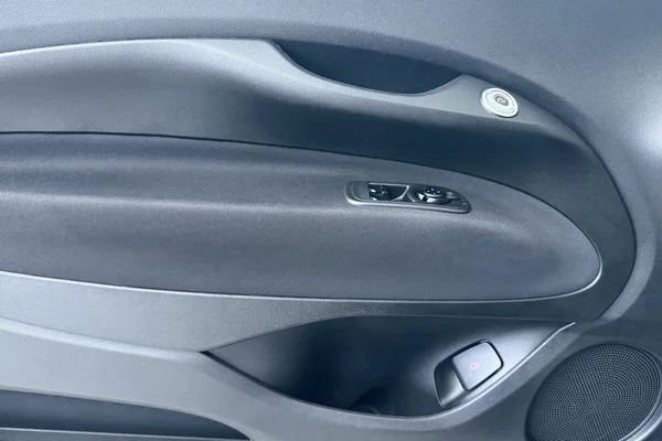 Fiat E-500 (2023) — foto 7 van 20