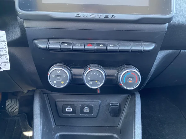 Dacia Duster (2022) — foto 11 van 20