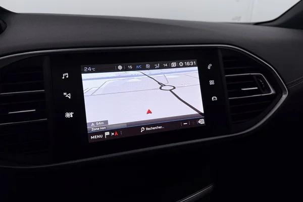 Peugeot 308 (2020) — foto 3 van 29