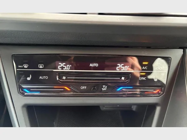Volkswagen Taigo (2023) — foto 15 van 26