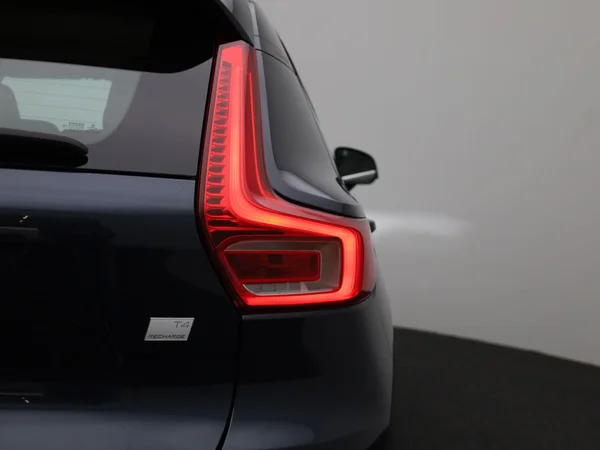 Volvo XC40 (2022) — foto 33 van 44