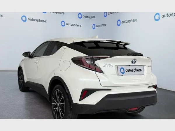Toyota C-HR (2019) — foto 12 van 15