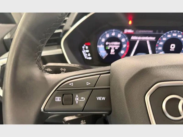 Audi Q3 (2021) — foto 15 van 27