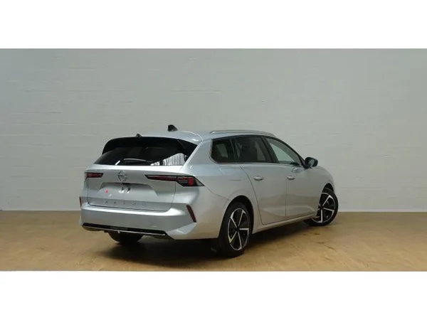 Opel Astra (2024) — foto 21 van 27