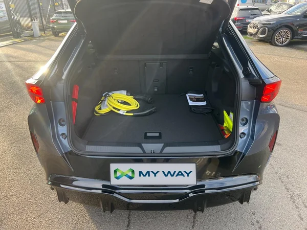 CUPRA Tavascan (2026) — foto 14 van 22