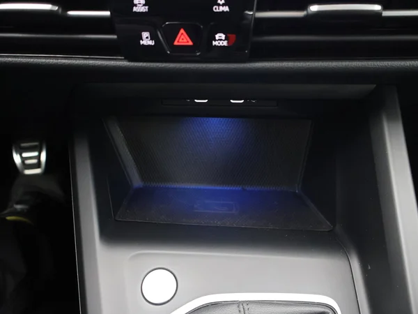 VOLKSWAGEN Golf VIII (2023) — foto 14 van 25