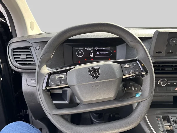 Peugeot Expert (2025) — foto 2 van 19