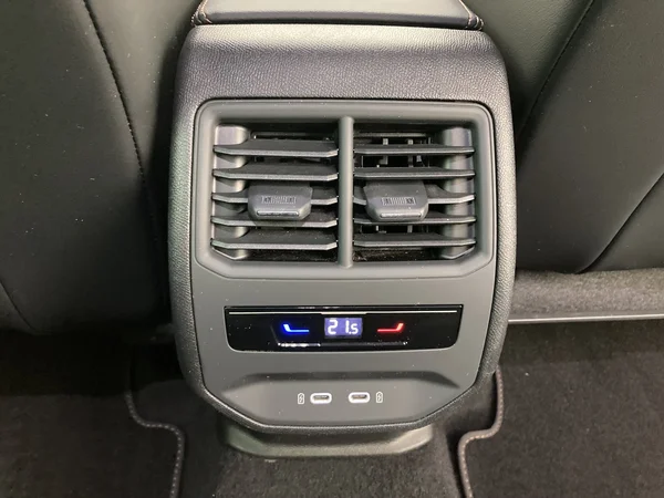 CUPRA Formentor (2024) — foto 6 van 36