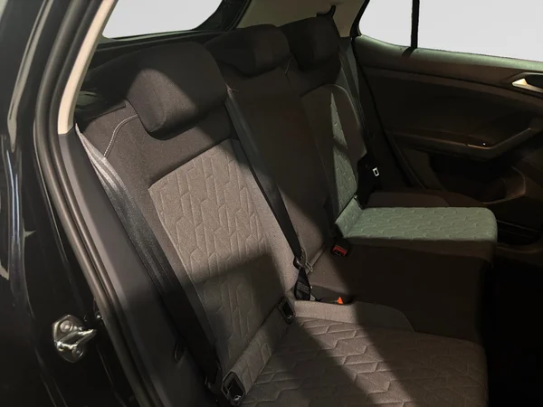 VOLKSWAGEN T-Cross (2026) — foto 14 van 24