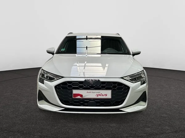AUDI A3 Sportback (2025) — foto 11 van 15