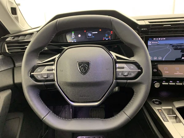 Peugeot 308 (2026) — foto 6 van 23