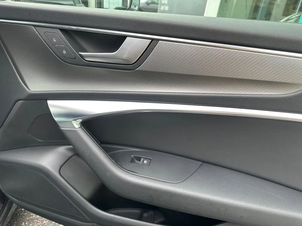 AUDI A6 Avant Dsl (2023) — foto 2 van 24