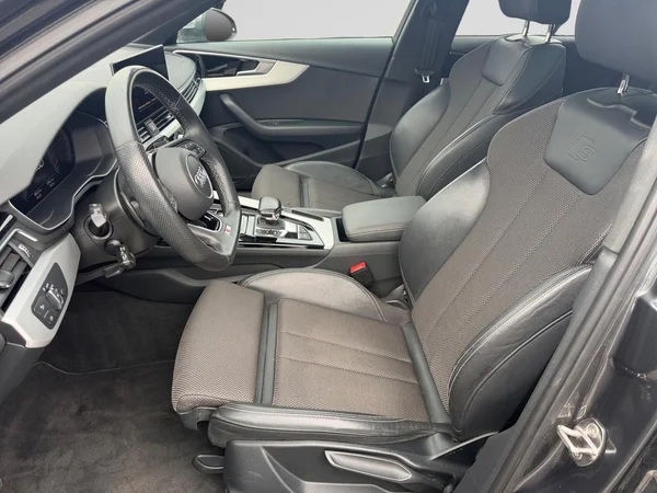 AUDI A4 Avant (2022) — foto 12 van 18