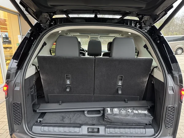Land Rover Discovery — foto 6 van 20