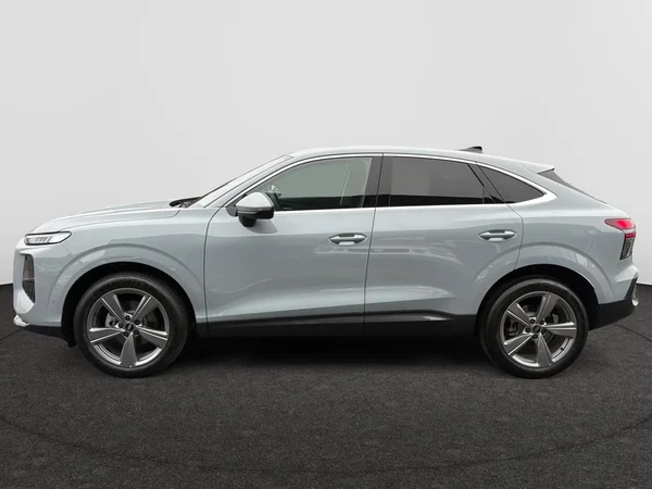 AUDI Q3 Sportback (2025) — foto 6 van 13