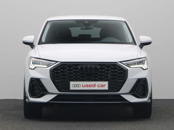 AUDI Q3 Sportback PHEV (2021) — foto 18 van 22