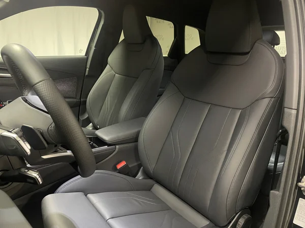 AUDI Q3 SUV e-hybrid (PHEV) (2025) — foto 6 van 15