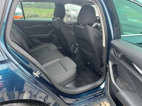 SKODA Octavia Combi (2024) — foto 8 van 24