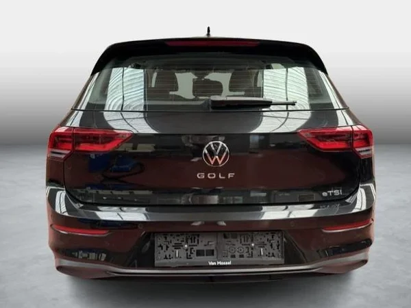 Volkswagen Golf (2024) — foto 14 van 17