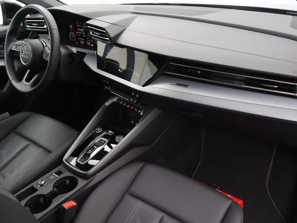 AUDI A3 Sportback (2025) — foto 7 van 30