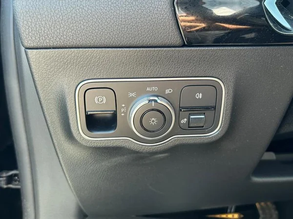 MERCEDES-BENZ GLA (H247) (2022) — foto 21 van 31