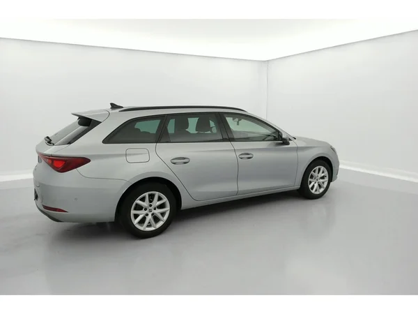 SEAT Leon ST (2024) — foto 4 van 36