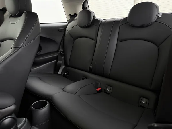MINI Cooper SE (2023) — foto 5 van 31
