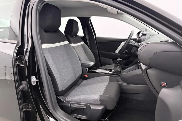 Citroen C4 (2023) — foto 2 van 21
