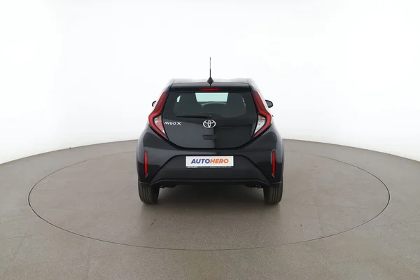 Toyota Aygo (2024) — foto 11 van 16