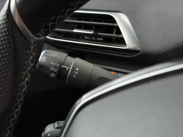 PEUGEOT 3008 (2021) — foto 19 van 32