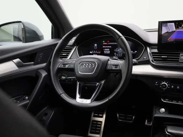 Audi Q5 (2023) — foto 44 van 44