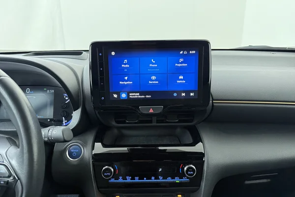 Toyota Yaris Cross Hybrid (HEV) (2022) — foto 3 van 19