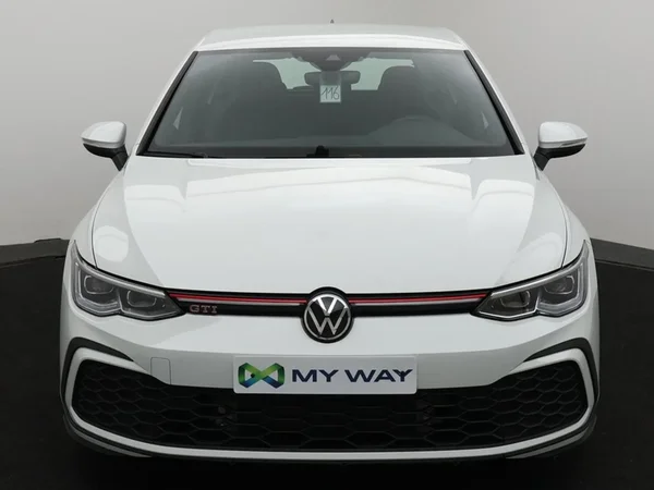 Volkswagen Golf (2024) — foto 12 van 25