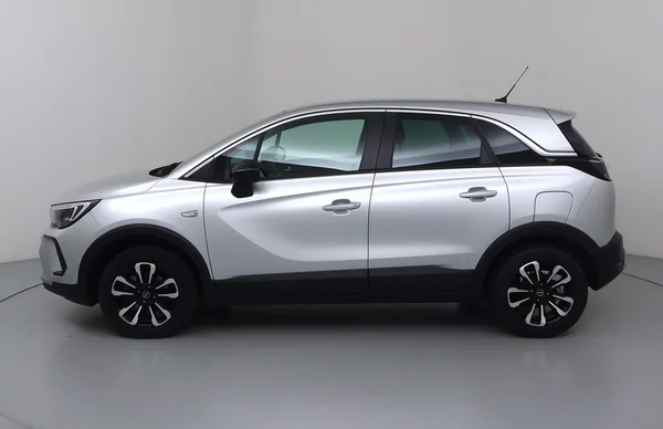 Opel Crossland (2023) — foto 12 van 25
