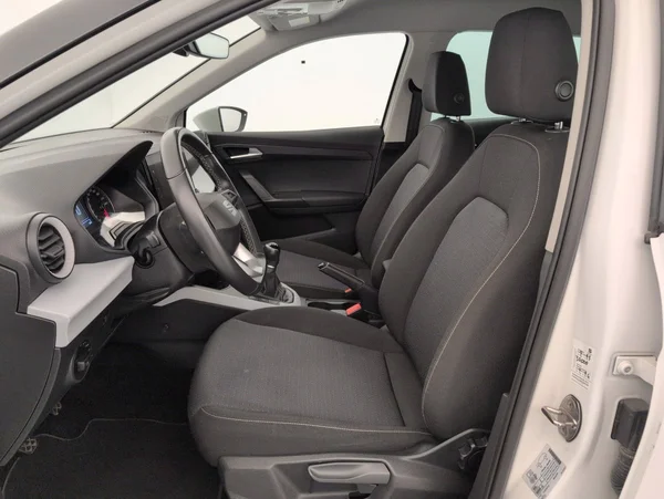 Seat Arona (2022) — foto 8 van 28