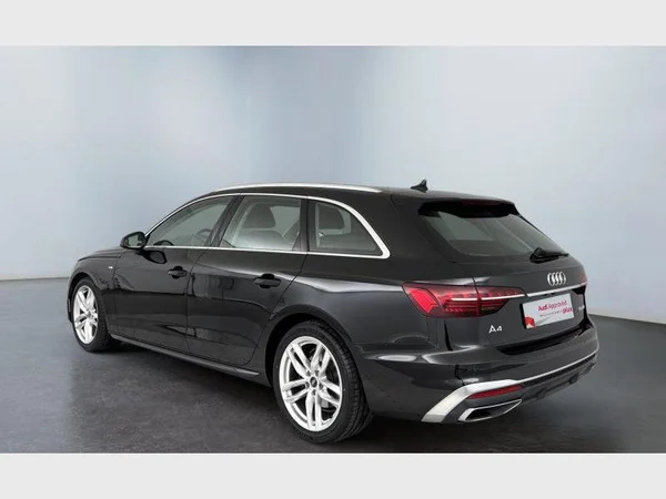 Audi A4 Avant (2021) — foto 12 van 15