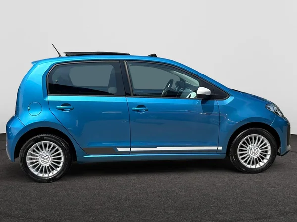 VOLKSWAGEN Up! (2018) — foto 21 van 24