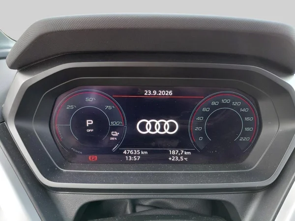 Audi Q4 e-tron (2022) — foto 16 van 31