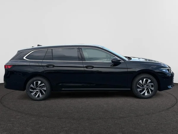 VOLKSWAGEN Passat SW (2026) — foto 19 van 22
