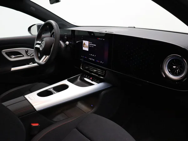 Mercedes-Benz CLA (2026) — foto 21 van 32