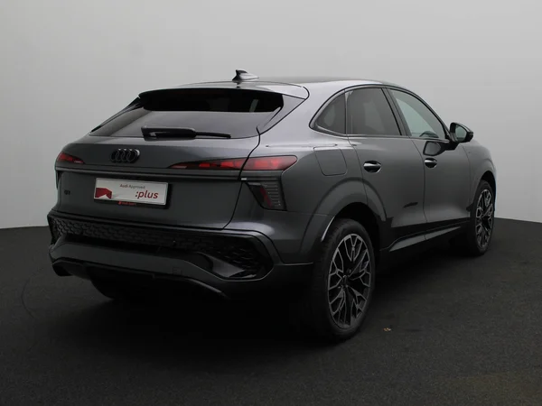 AUDI Q3 SUV e-hybrid (PHEV) (2026) — foto 10 van 16