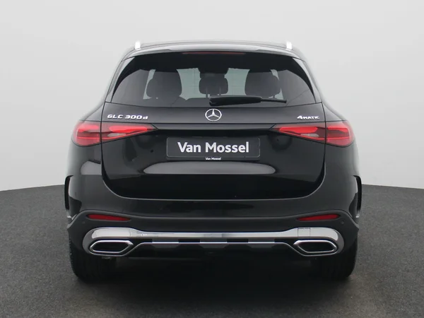 Mercedes-Benz GLC (2025) — foto 39 van 43
