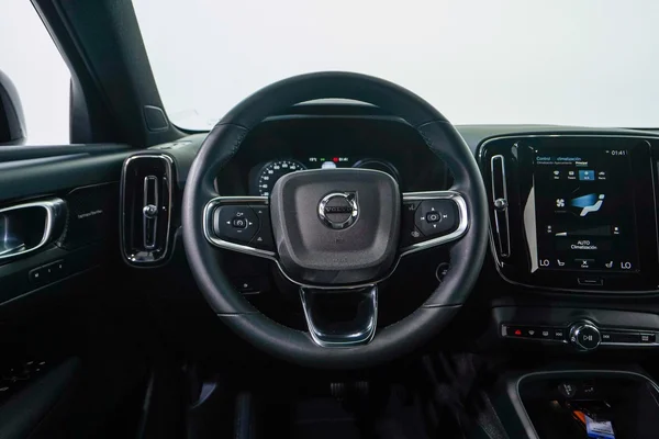 Volvo XC40 PHEV (2022) — foto 11 van 42