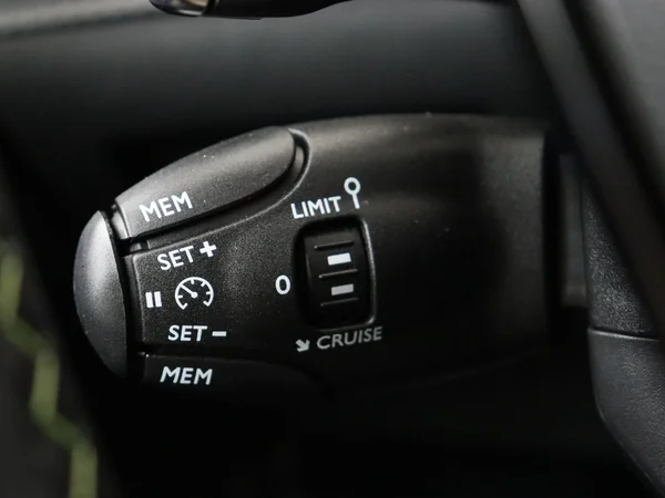 PEUGEOT 2008 (2025) — foto 9 van 27